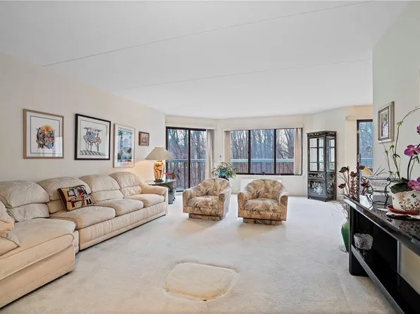 300 High Point Drive #615, Hartsdale, NY 10530