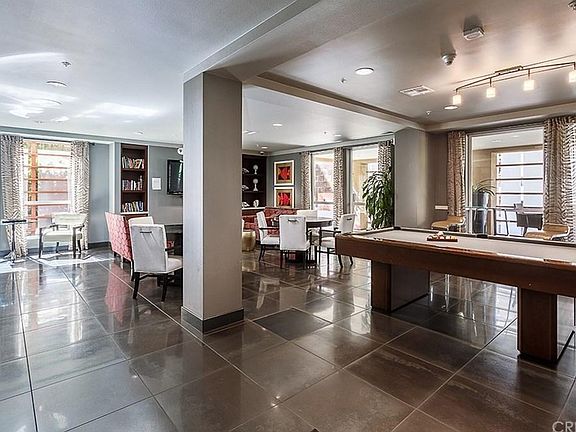 3rd image of 21301 Erwin St Unit 403