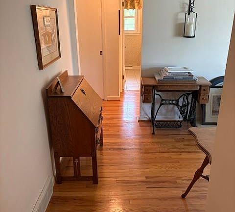 2nd image of 550 Carlisle Ave