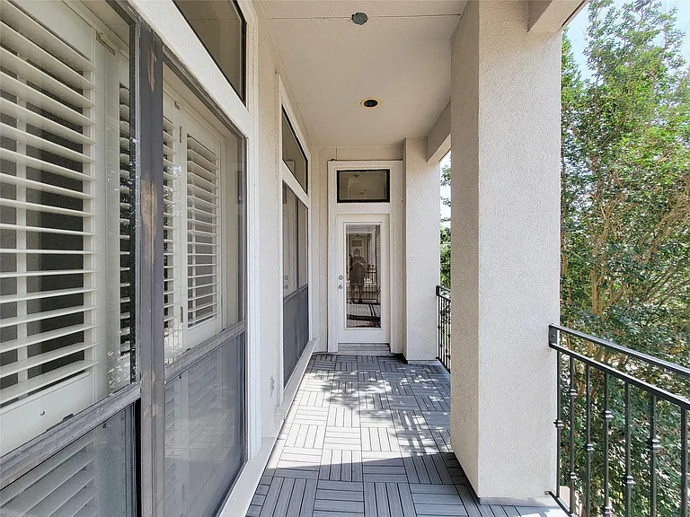 604 Reinerman St — Photo 25
