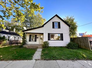 1216 Quarry Ave NW, Grand Rapids, MI 49504