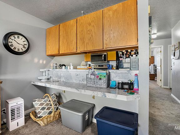 4th image of 502 Yakima Ave