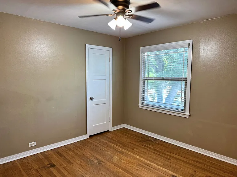 1801 Rose St — Photo 18