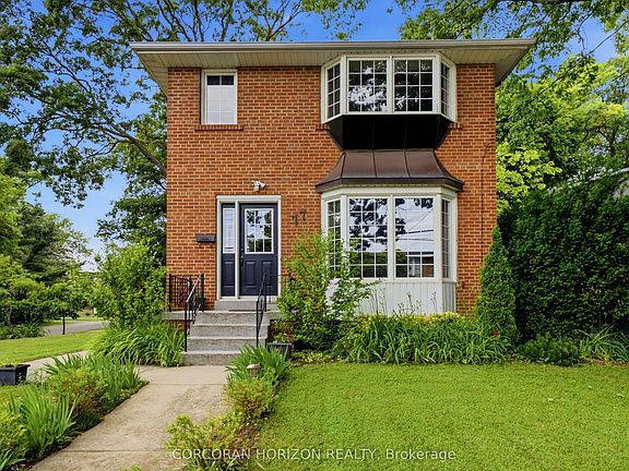 2nd image of 77 Mineola Rd E