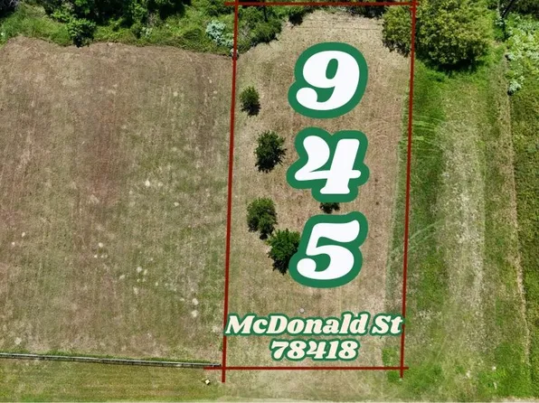 945 McDonald St, Corpus Christi, TX 78418