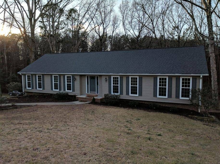 1st image of 103 Hollyberry Ct