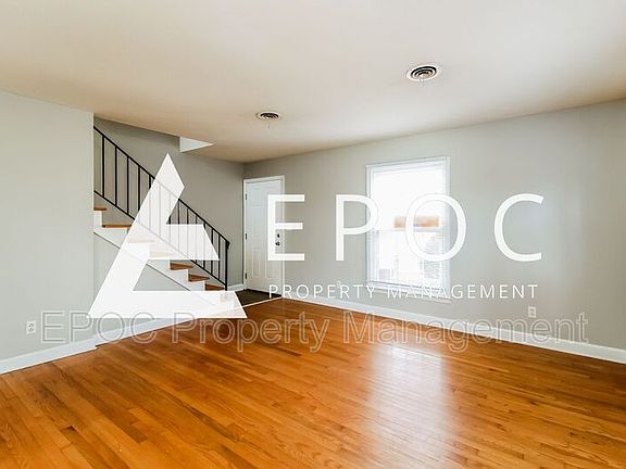 4th image of 1019 Cypress Dr #H