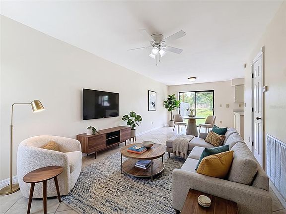2nd image of 1718 ADAMS CIRCLE S