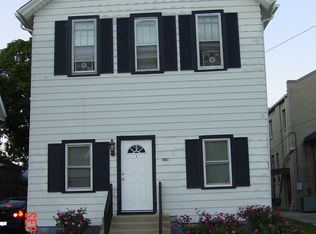 386 Marion Ave APT 4, Aurora, IL 60505