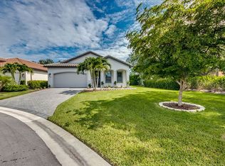 11500 Onyx Cir, Fort Myers, FL 33913