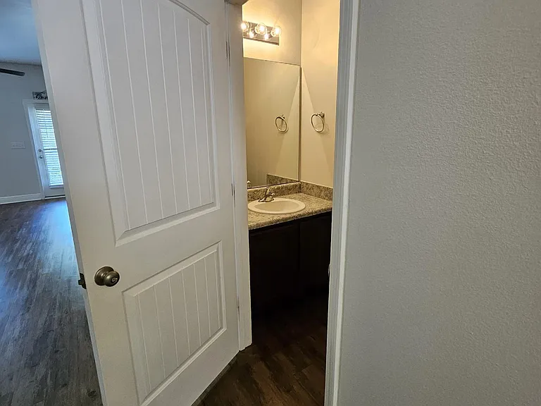 5908 Callaway Cir — Photo 4