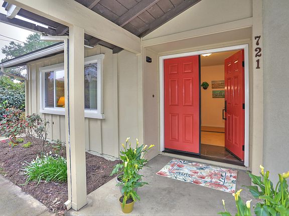 721 Fellowship Front Door