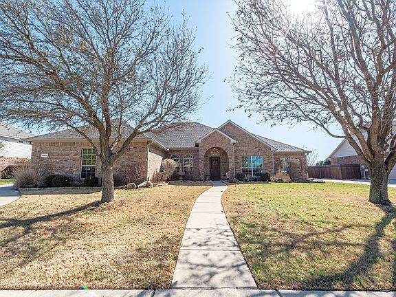 3rd image of 13432 Fishing Hole Ln