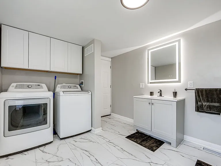 Laundry Room Cabinet
