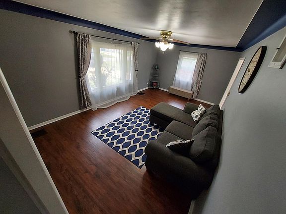 4th image of 1714 Sunnyside Dr