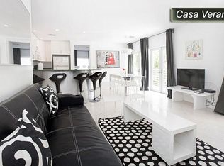 7820 Abbott Ave, Miami Beach, FL 33141