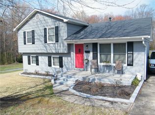 2975 Airport Rd, Winston Salem, NC 27105