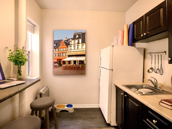 724 Wellington Avenue