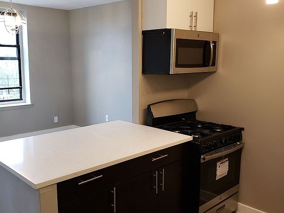 3rd image of 1351 Eastern Pkwy #48