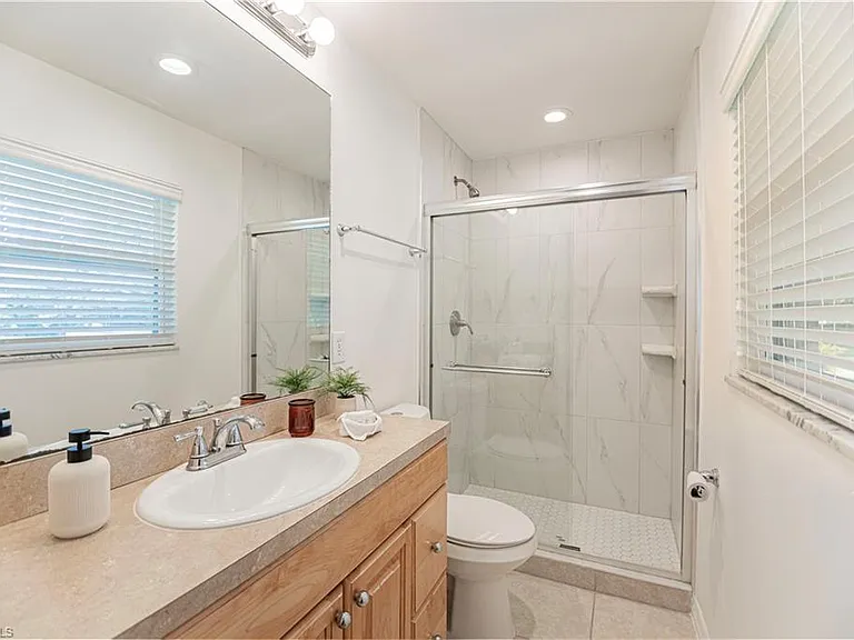 2983 Binnacle Dr — Photo 10