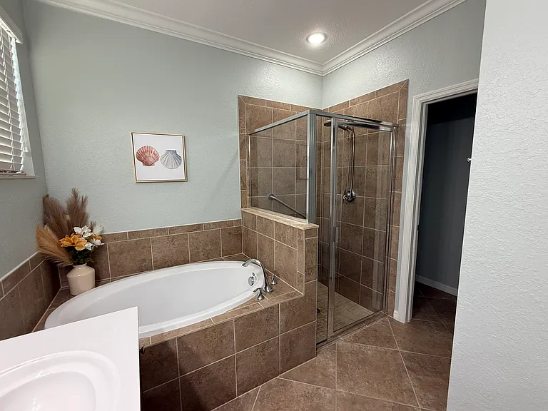 12261 Canavese Ln — Photo 21