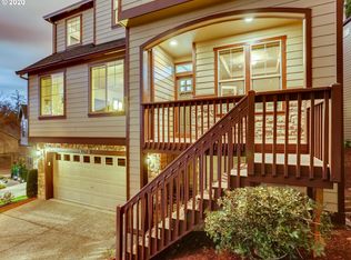 13758 SW 158th Ter, Tigard, OR 97224