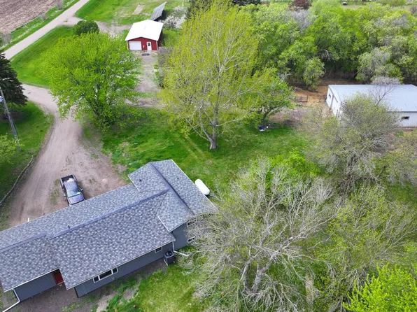 26404 15th Ave N, Hawley, MN 56549