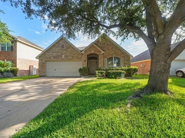 20410 Pomegranate Ln, Katy, TX 77449