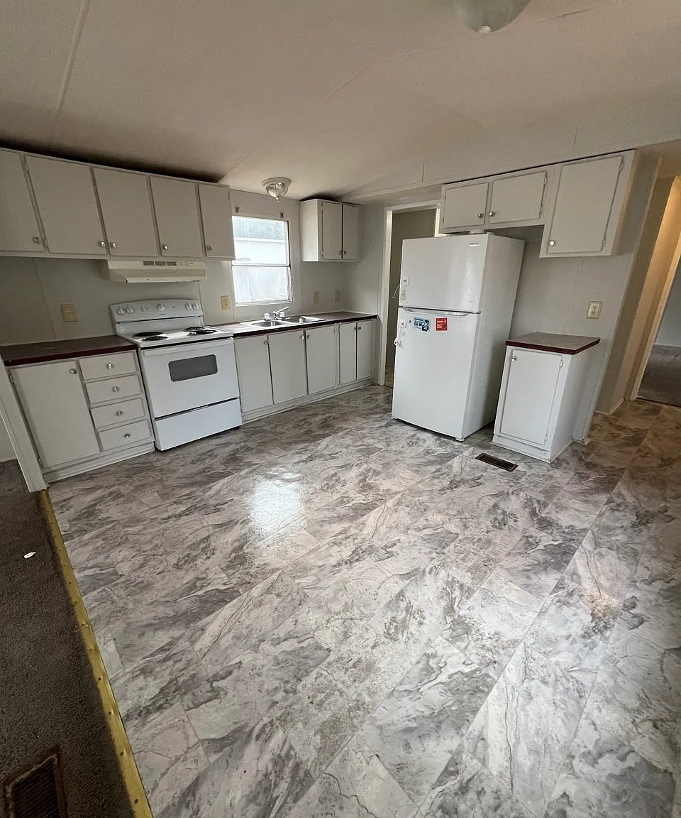 705 Gun Club Road - 3 — Photo 3