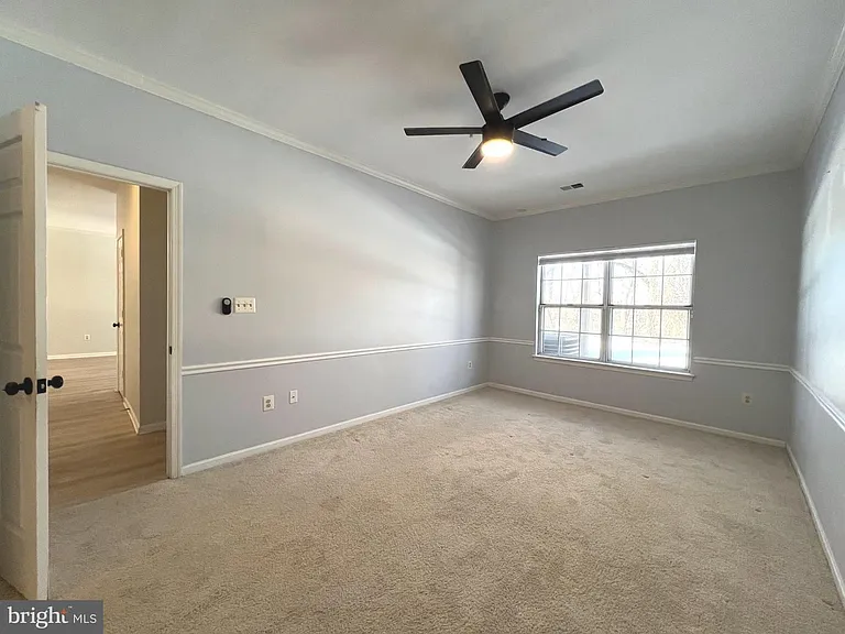 1439 Nestlewood Ct — Photo 18
