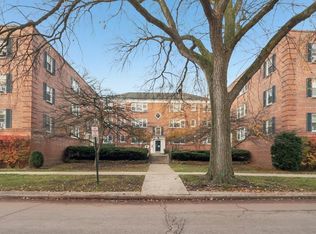 2602 Bennett Ave APT 3W, Evanston, IL 60201