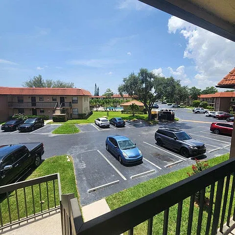 2 bed, 858 sqft, $2,800 — Photo 4