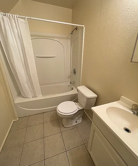 400 2nd Ave SW #2 — Photo 5