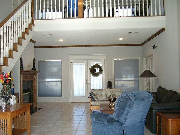 family room entrance from waterside