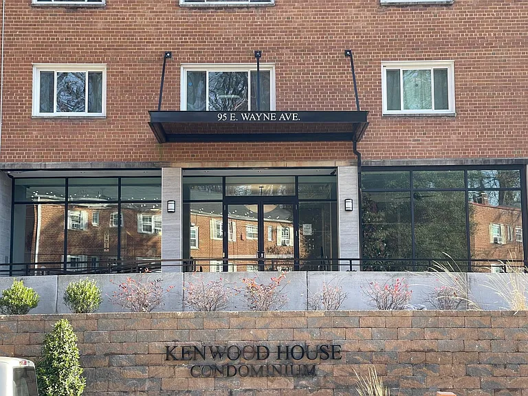 95 E Wayne Ave #309 — Photo 3