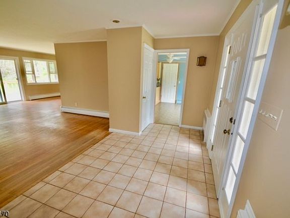 3rd image of 99 Wantage Ave