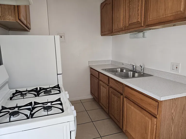 734 Embarcadero Del Mar #X — Photo 4