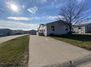 23224 Egnew Dr, Clinton Township, MI 48036