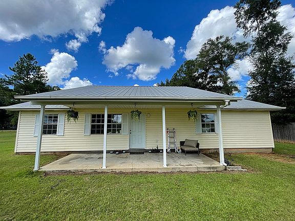 Front House before porch add