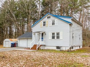 15 Chestnut Dr, Rochester, NY 14624