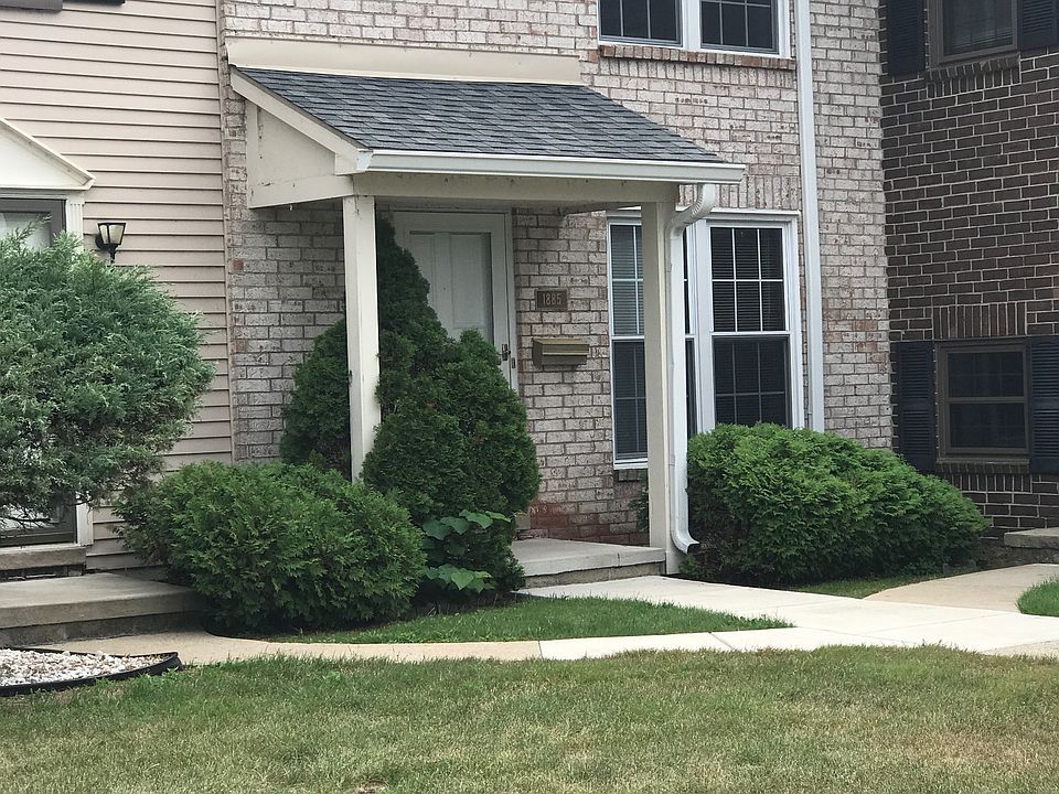 1st image of 1885 Sheffield Dr