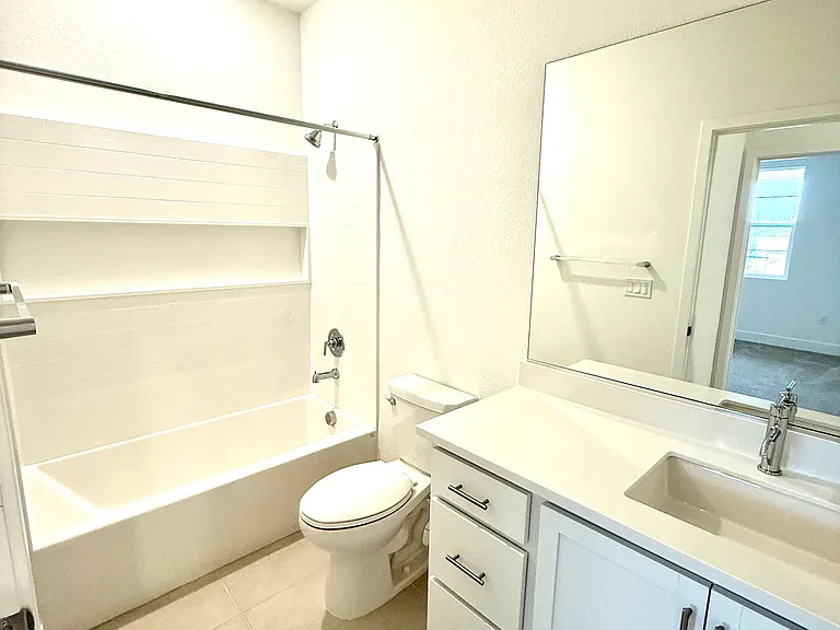 3323 Cascade Dr — Photo 6