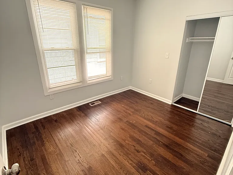 548 Winthrop Ave #1R — Photo 9