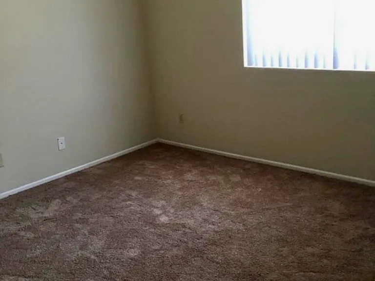 5712 E Estrid Cir — Photo 10