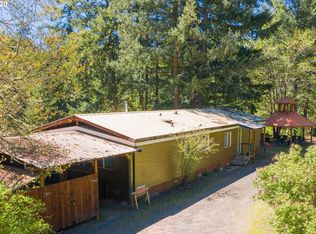 275 Happy Creek Ln, Idleyld Park, OR 97447