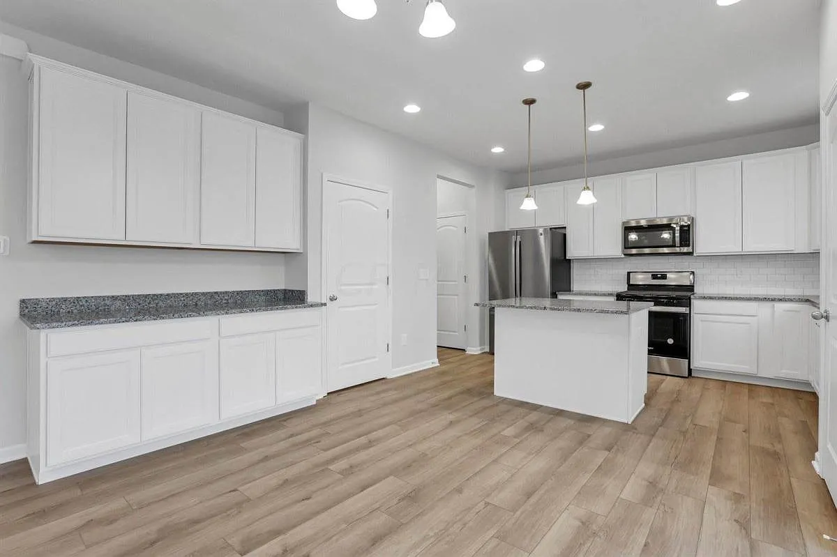 309 Raccoon Ave — Photo 4