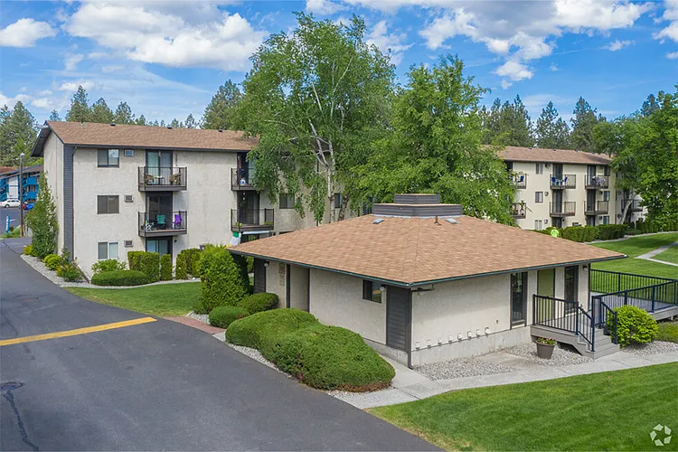 Crosspointe Apartments
