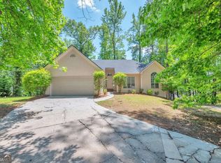 616 Lone Oak Ct, Lithonia, GA 30058