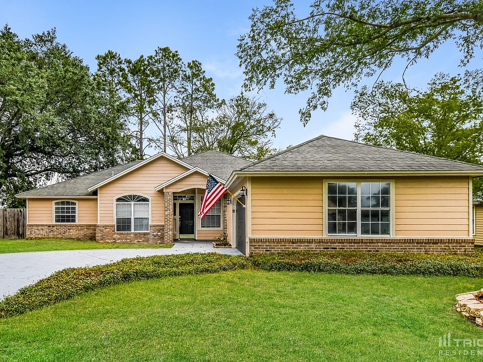 1st image of 8911 Country Bend Cir N