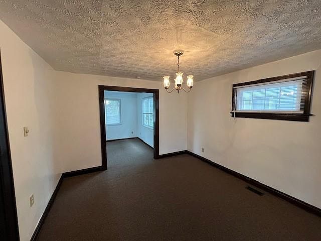 2nd image of 302 N Harris Ave